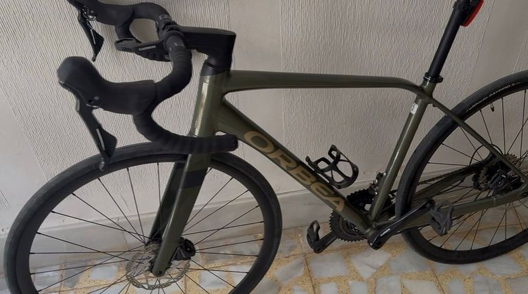 Used Orbea AVANT H30-D 2021 2021 Road & Gravel, Green — image 2 of 6