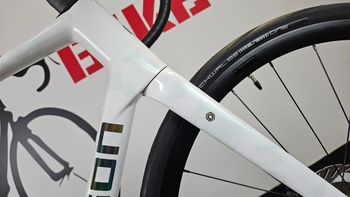 Used Polygon Strattos 8 Disc Ultegra Di2 2026 Road & Gravel — image 12 of 20