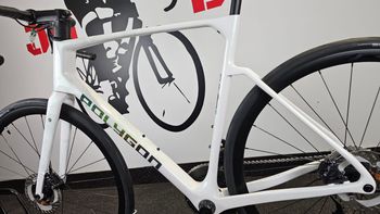 Used Polygon Strattos 8 Disc Ultegra Di2 2026 Road & Gravel — image 6 of 20