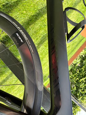 Used Canyon Aeroad CF SL Disc 8.0 Di2 2019 2019 Road & Gravel, Black — image 6 of 6