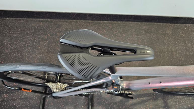Used Polygon Strattos 7 Disc Di2 2027 Road & Gravel — image 11 of 20