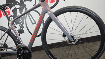 Used Polygon Strattos 7 Disc Di2 2027 Road & Gravel — image 8 of 20