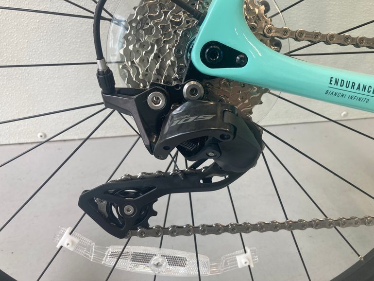 Used Bianchi Infinito 105 2025 2025 Road & Gravel, Green — image 3 of 5