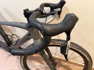 Used Specialized Diverge Comp 2024 2024 Road & Gravel, Green — image 7 of 7