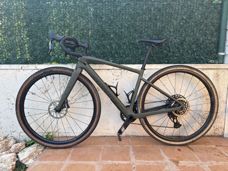 Used Specialized Diverge Comp 2024 2024 Road & Gravel, Green — image 2 of 7