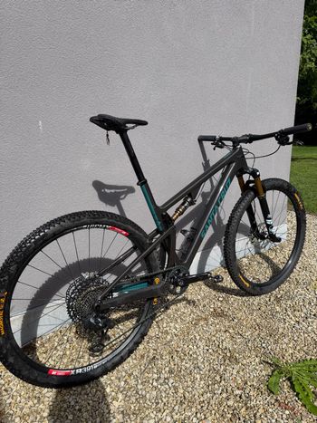 Used Santa Cruz Blur XX1 AXS Reserve TR / Carbon CC / 29 2020 2020 Mountainbike, Black — image 5 of 6