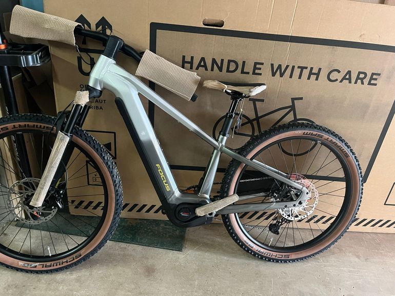 Used Focus JARIFA² 6.7 2026 2026 Mountainbike, Light Gray, 27.5 — image 2 of 8