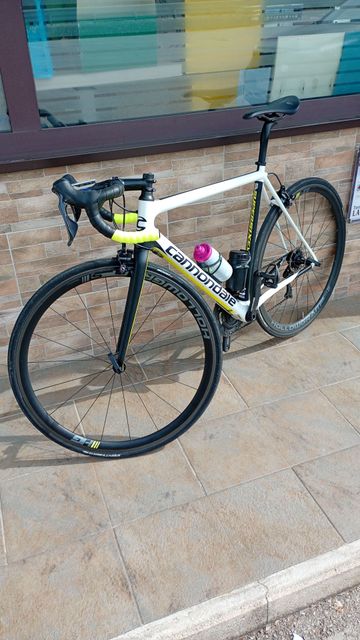 Used Cannondale SuperSix EVO Shimano Dura Ace 2019 Road & Gravel, White — image 2 of 11