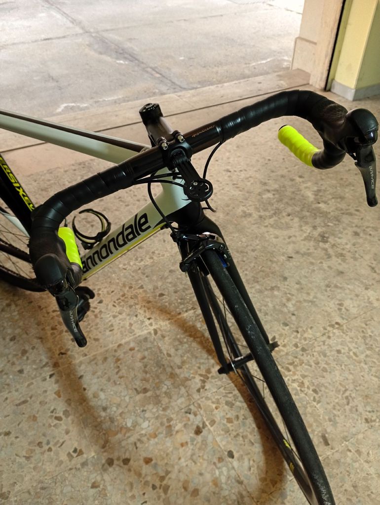 Used Cannondale SuperSix EVO Shimano Dura Ace 2019 Road & Gravel, White — image 7 of 11