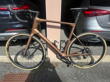 Used BMC Roadmachine 01 THREE 2024 2024 Road & Gravel, Orange — image 2 of 8