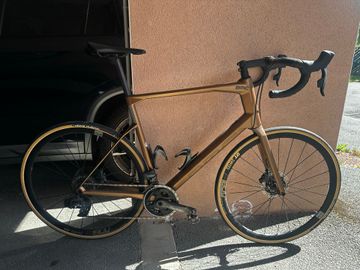 Used BMC Roadmachine 01 THREE 2024 2024 Road & Gravel, Orange — image 1 of 8