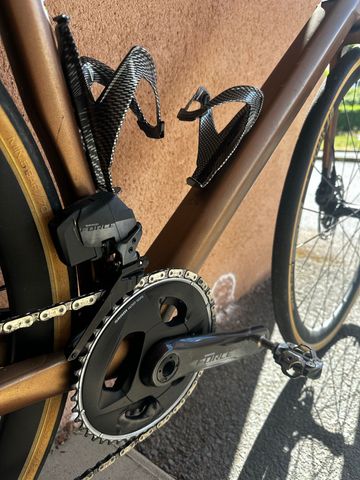 Used BMC Roadmachine 01 THREE 2024 2024 Road & Gravel, Orange — image 4 of 8