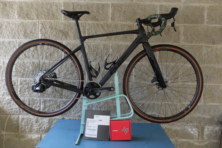 Used CUBE NUROAD C:62 SLT 2022 2022 Road & Gravel, Grün — image 1 of 12
