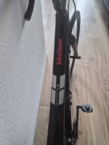 Used Trek Domane SL 5 2019 2019 Road & Gravel, Black — image 6 of 8