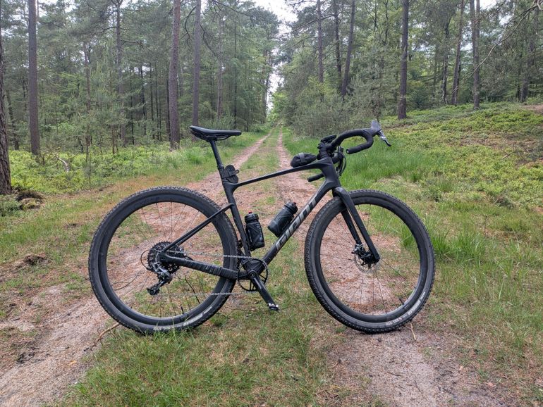 Used Giant Revolt Advanced 0 2024 2024 Road & Gravel, Black — image 1 of 12