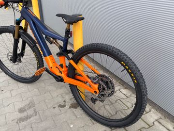 Gebrauchtes Orbea RISE M10 2022 2022 Mountainbike, Orange, 29 — Bild 5 von 9