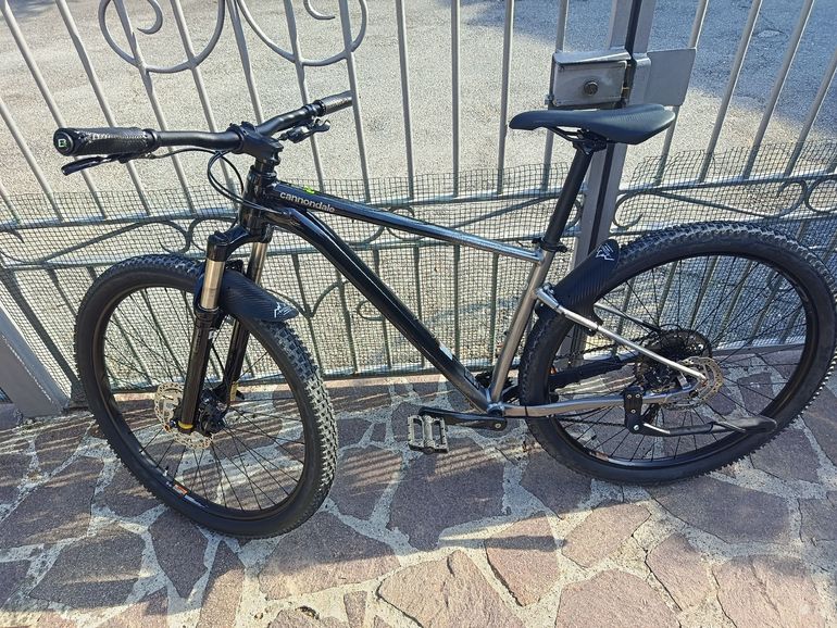 Used cannondale trial Cannondale trial Custom Shimano Deore 2025 Mountainbike — image 3 of 8