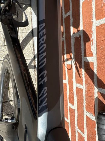 Used Canyon Aeroad Shimano Ultegra 2020 Road & Gravel, Black — image 8 of 9