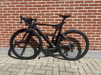 Used Canyon Aeroad Shimano Ultegra 2020 Road & Gravel, Black — image 2 of 9