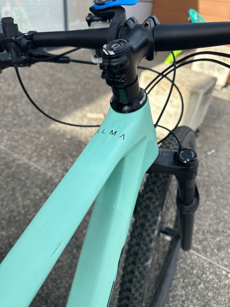 Used Orbea ALMA M50 2022 2022 Mountainbike — image 7 of 11
