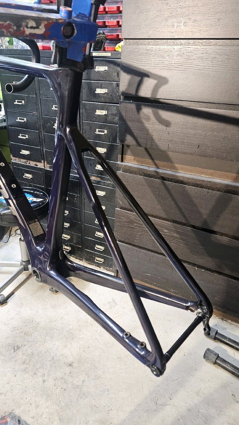 Brugt Giant Propel Advanced Pro 0 AXS 2023 Frameset 2023 Road & Gravel — billede 17 af 18