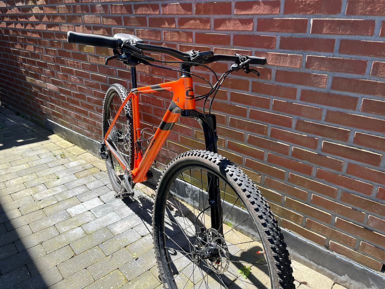 Used Cannondale F-Si Carbon 4 2021 2021 Mountainbike, Orange, 29 — image 7 of 11
