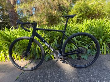 Used Canyon Grail CFR Di2 2024 2024 Road & Gravel, Black — image 2 of 6