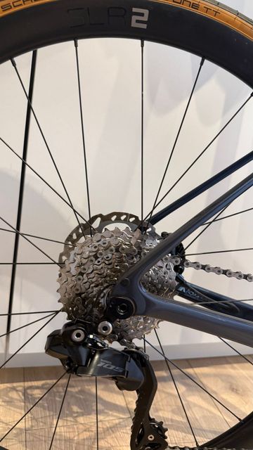 Giant Defy Advanced 0 2025 2025 Road & Gravel d'occasion — image 3 sur 3