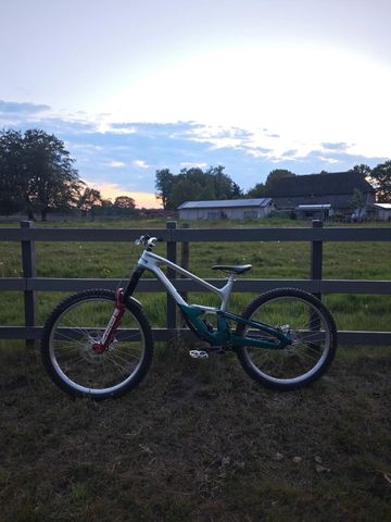 Used Cannondale Jekyll 1 2025 2025 Mountainbike, Blue, 29 — image 5 of 9