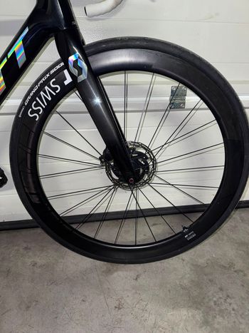 Used Scott Addict 10 2024 2024 Road & Gravel, Black — image 4 of 4