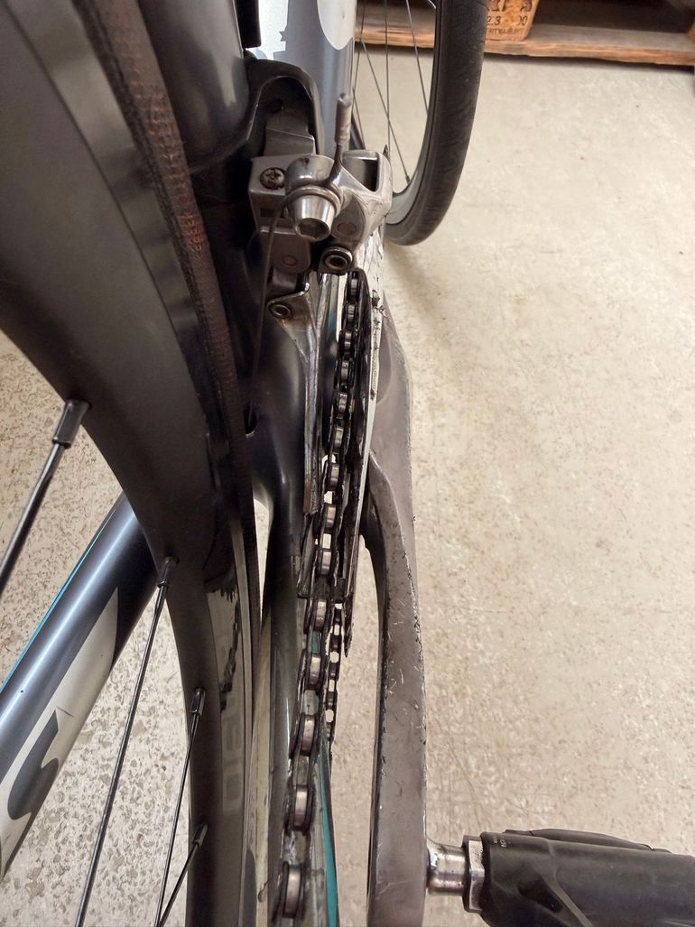 Used Stevens Stevens Custom Shimano 105 2013 Road & Gravel, Light Gray — image 4 of 7