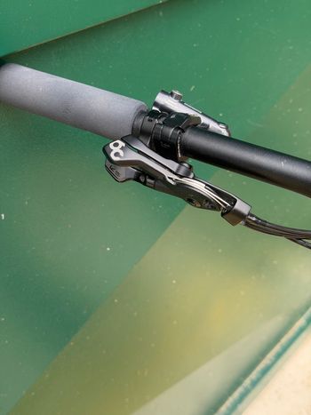 Used Orbea OIZ M30 2022 2022 Mountainbike, Hellgrau, 29 — image 9 of 15