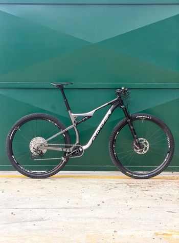 Used Orbea OIZ M30 2022 2022 Mountainbike, Hellgrau, 29 — image 15 of 15