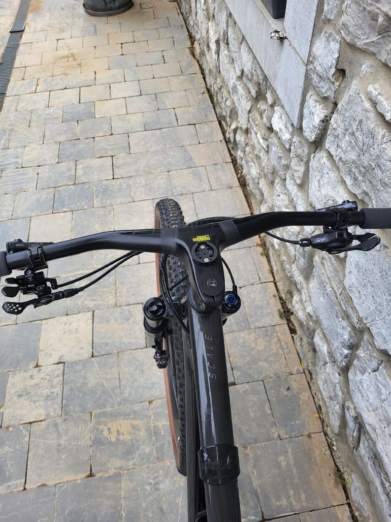 Used Scott Scale 925 2022 2022 Mountainbike — image 6 of 8