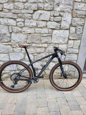 Used Scott Scale 925 2022 2022 Mountainbike, Black, 29 — image 1 of 8