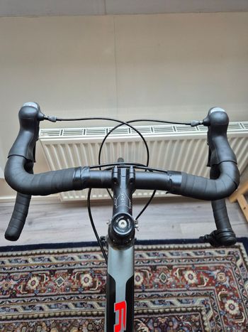 Used Giant Defy 5 2014 2014 Road & Gravel — image 9 of 11