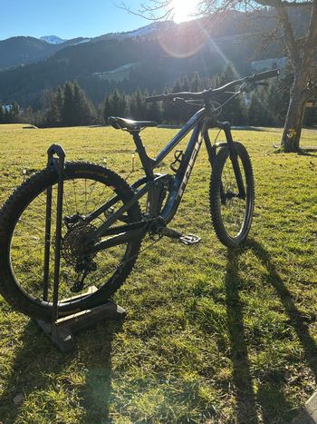 Used Trek Slash 8 Gen 5 2023 2023 MTB