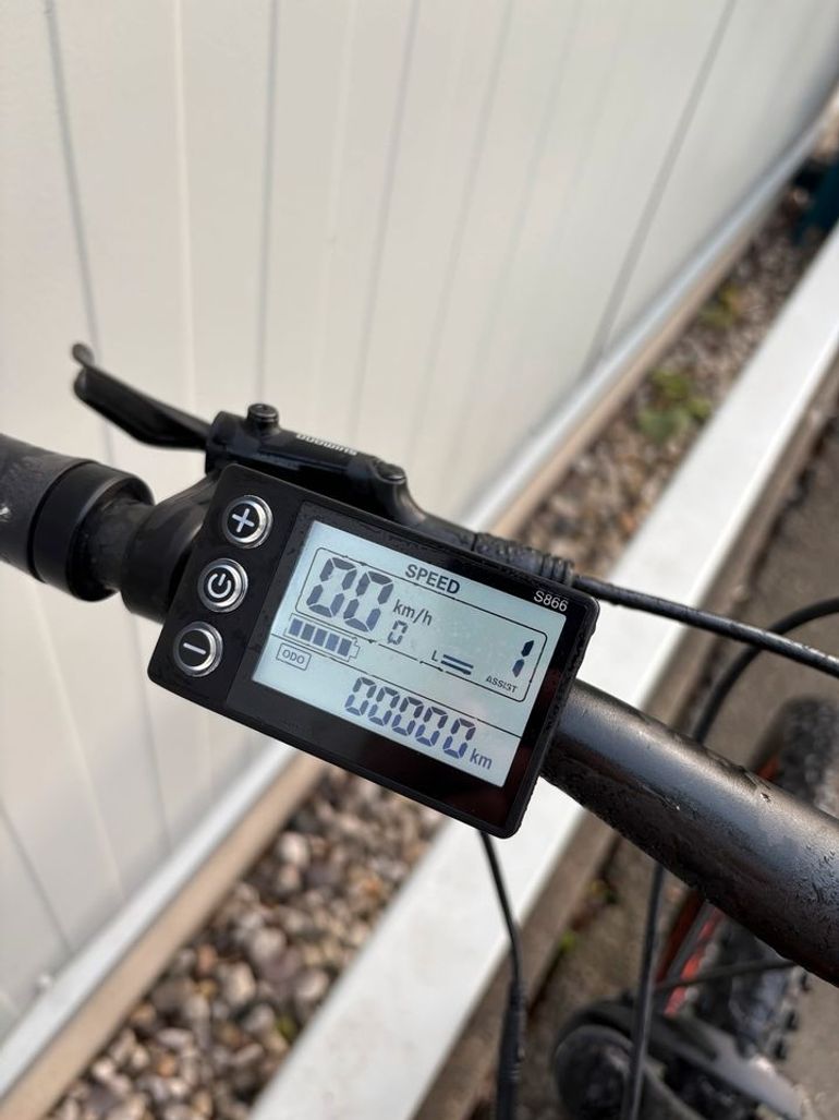 Used Gary Fischer Fischer Montis 4.0I E MTB 2020 Mountainbike, Black — image 10 of 15