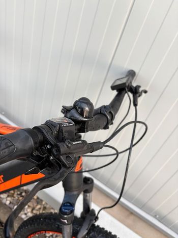 Used Gary Fischer Fischer Montis 4.0I E MTB 2020 Mountainbike, Black — image 8 of 15