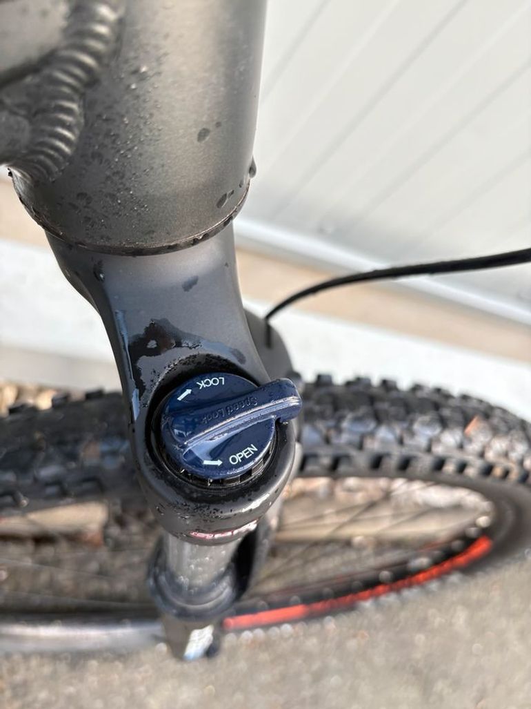Used Gary Fischer Fischer Montis 4.0I E MTB 2020 Mountainbike, Black — image 12 of 15