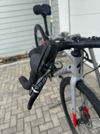 Used Specialized Men's Diverge Expert 2018 2018 Road & Gravel, Light Gray — image 6 of 9