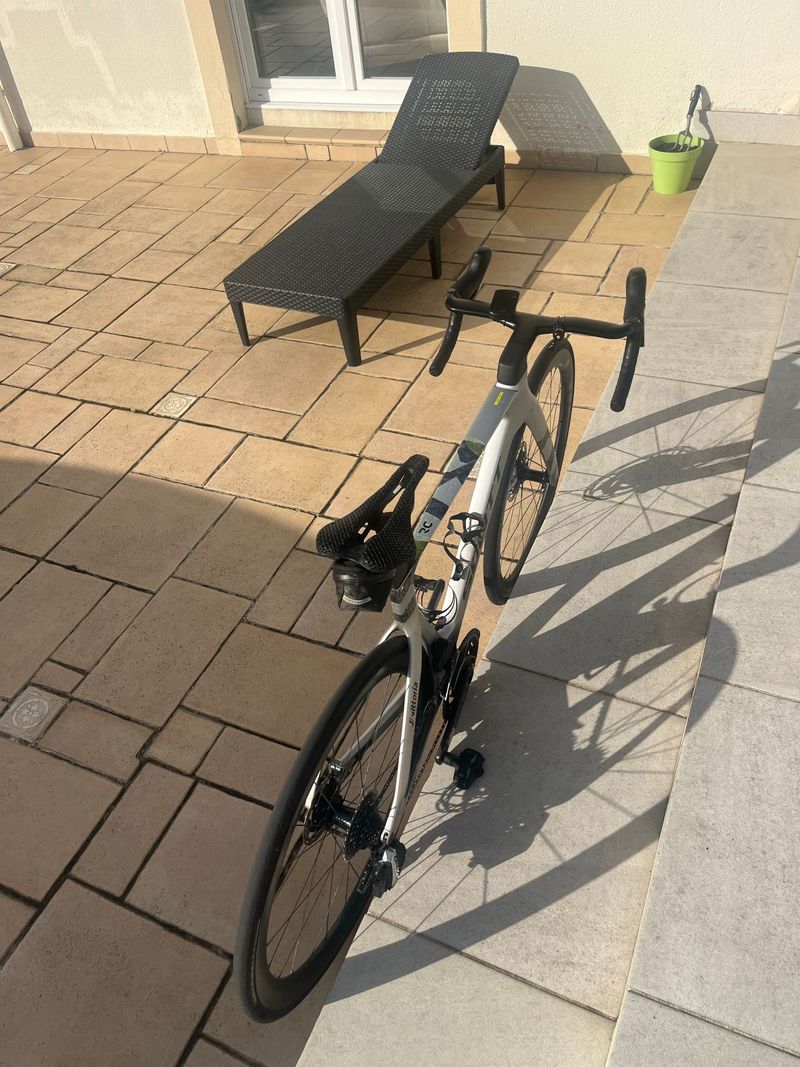 Used Scott Foil RC Ultimate 2023 2023 Road & Gravel, Light Gray — image 3 of 5