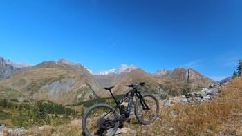 Used Wilier Urta Hybrid SRAM GX AXS 1X12 + FAZUA RIDE 60 2023 2023 MTB