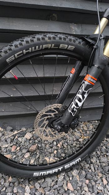 Used Ragley Marley Shimano Deore XT 2022 Mountainbike, Red — image 6 of 15