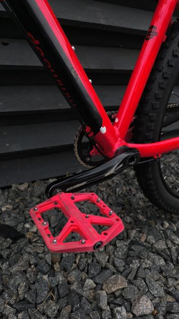 Used Ragley Marley Shimano Deore XT 2022 Mountainbike, Red — image 10 of 15