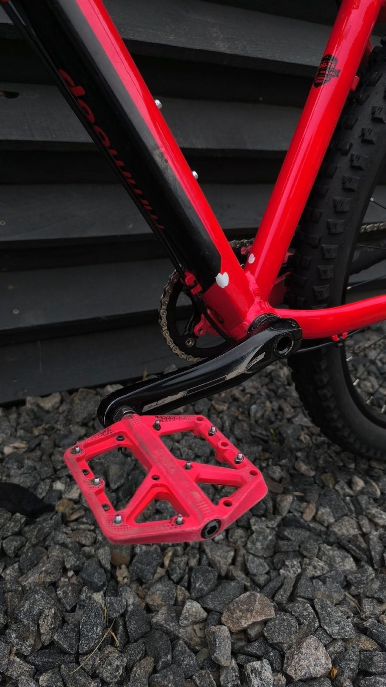 Used Ragley Marley Shimano Deore XT 2022 Mountainbike, Red — image 10 of 15