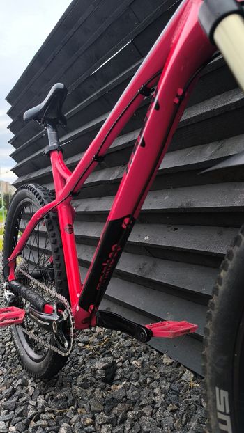 Used Ragley Marley Shimano Deore XT 2022 Mountainbike, Red — image 11 of 15