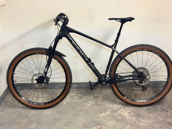 Used Focus Raven 8.7 2022 2022 Mountainbike — image 2 of 11