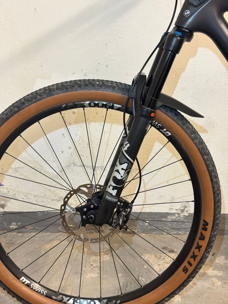 Used Focus Raven 8.7 2022 2022 Mountainbike, Black, 29 — image 8 of 11
