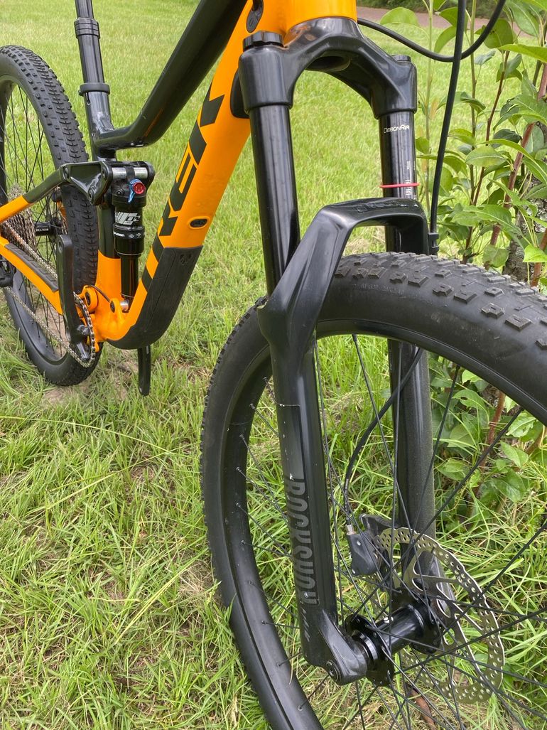 Used Trek Fuel EX 5 Deore 2021 2021 Mountainbike, Orange, 27.5, 29 — image 4 of 5